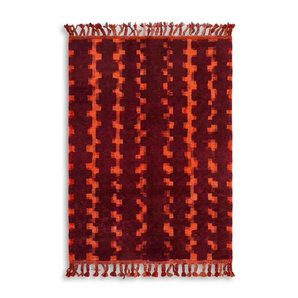 Tapis berbère rouge avec motifs géométriques vintage, design artisanal chaleureux pour salon bohème et ambiance cosy